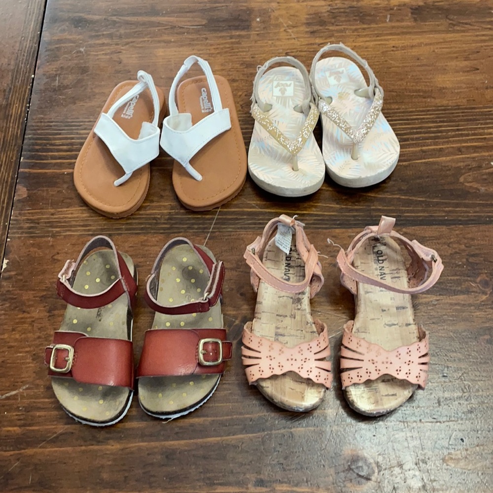 Girls size 6 Sandals
